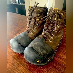 KEEN Men’s Size 11 Steel Toed Boots